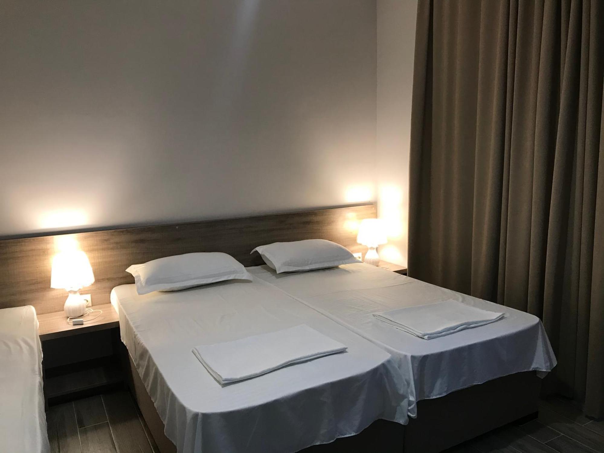 Guest House Nina Kobuleti ภายนอก รูปภาพ