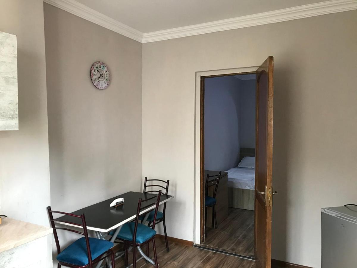 Guest House Nina Kobuleti ภายนอก รูปภาพ